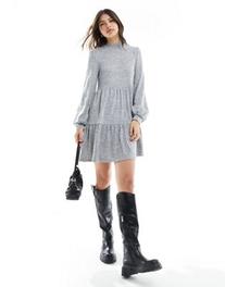 New Look – Szara luźna sukienka mini z długimi rękawami za 36 zł w ASOS