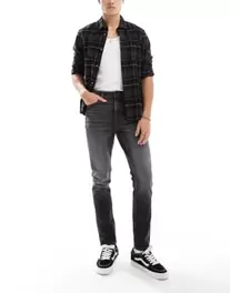 ASOS DESIGN – Czarne jeansy o obcisłym kroju za 169 zł w ASOS