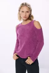 Off-the-shoulder chenille t-shirt za 29,99 zł w Springfield