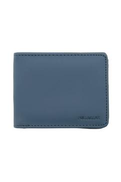 Gumowany portfel o prostokątnym kształcie za 49,9 zł w Pull & Bear