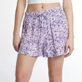 Shorts with volants za 14,95 zł w New Yorker