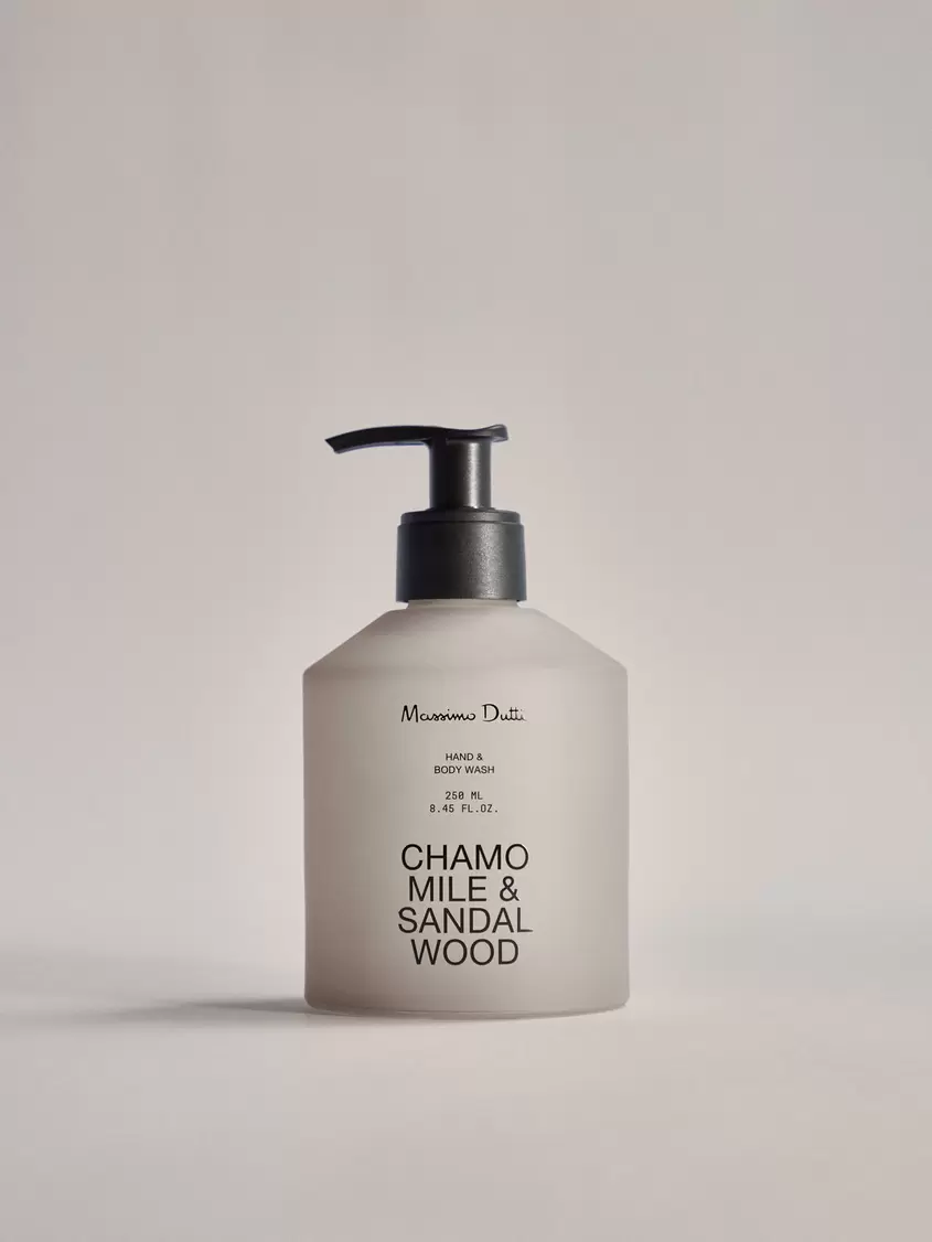 (250 ml) Chamomile & Sandalwood mydło w płynie do rąk i ciała za 99 zł w Massimo Dutti